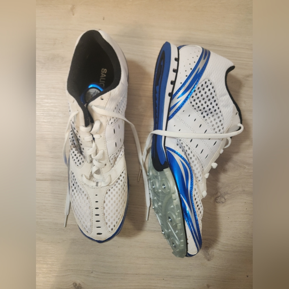 Saucony Men's Size 12 Cleats - Running Long Distance Track Shoes With Spikes